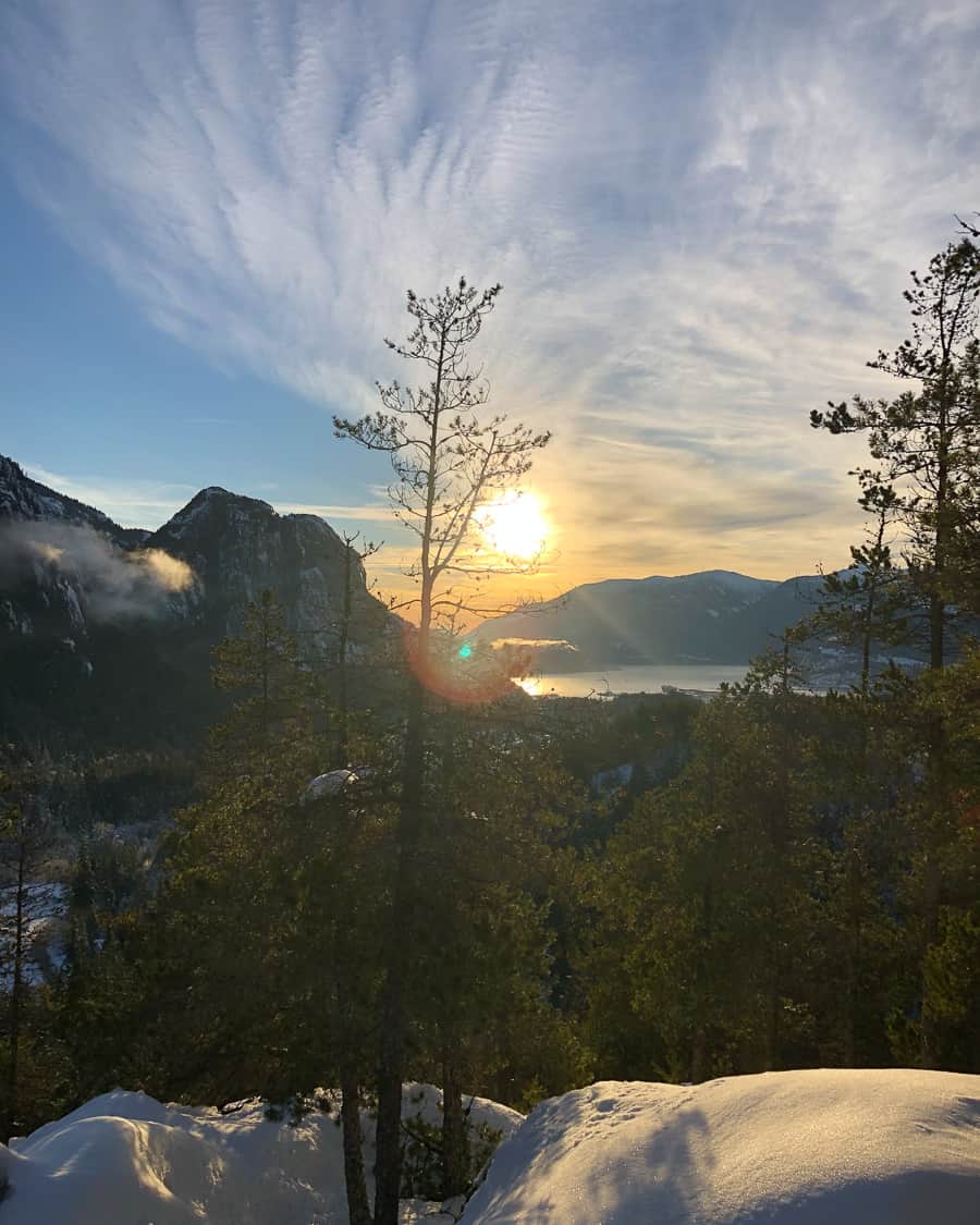 Mt Crumpit 23 Best Winter Hikes in Vancouver (with Map)